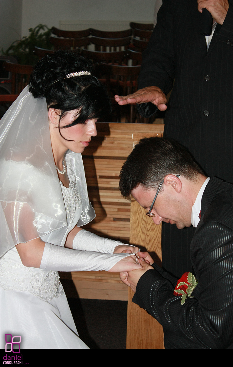 photos-image-of-daniel-and-luminita-wedding-in-iasi-romania-fotografii-nunta-img_3775_ Daniel Florin and Luminita Teodor - Church Marriage Photo Shooting