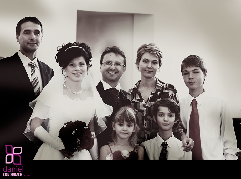 photos-image-of-daniel-and-luminita-wedding-in-iasi-romania-fotografii-nunta-img_3852-mod-003_ Daniel Florin and Luminita Teodor - Church Marriage Photo Shooting