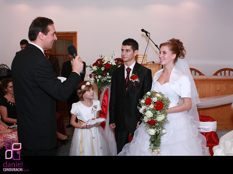 Photo Image Bogdan and Catalina Paduraru Church Marriage Photo Shooting in Iasi by Daniel Mihai Condurachi blog byCodDot