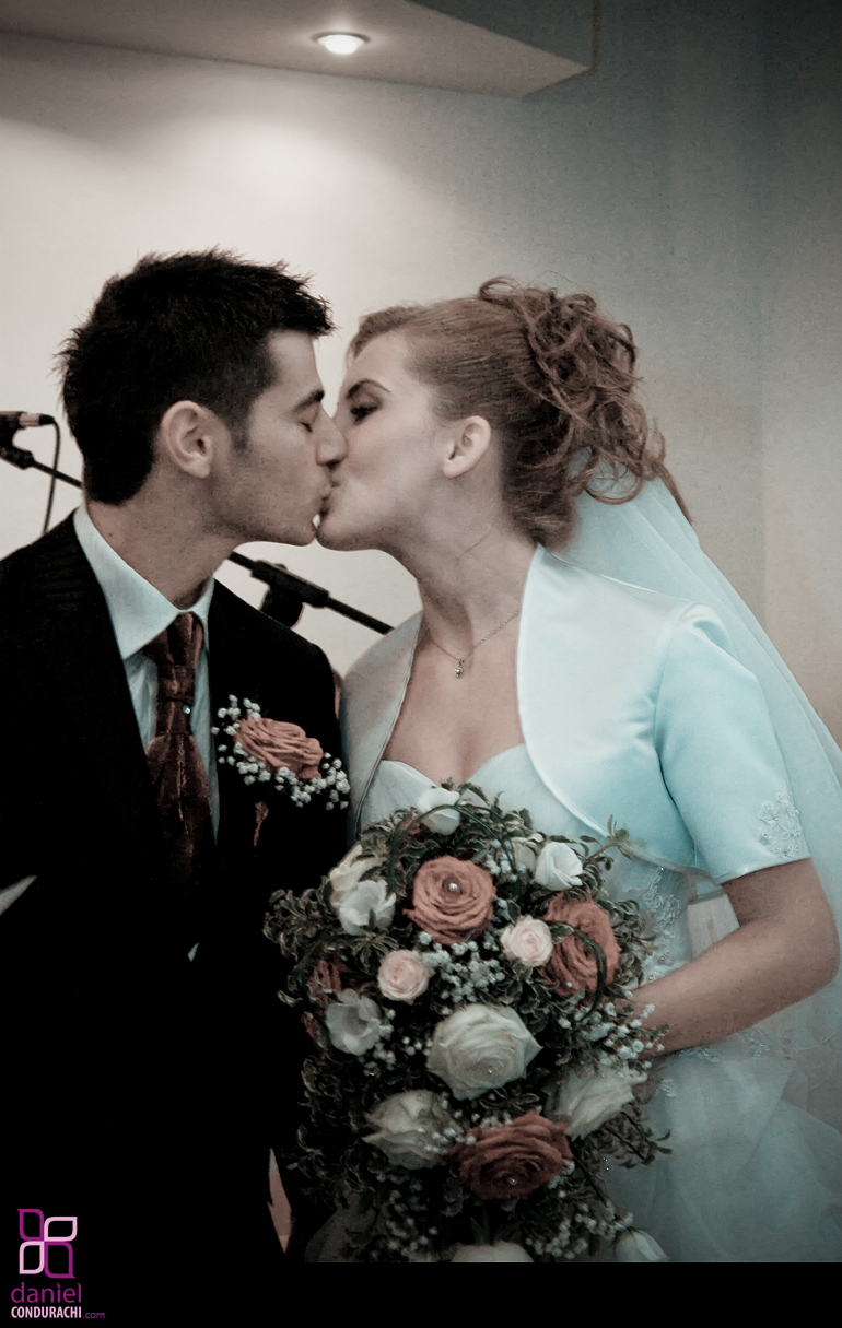 Photo Image Bogdan and Catalina Paduraru Church Marriage Photo Shooting in Iasi by Daniel Mihai Condurachi blog byCodDot
