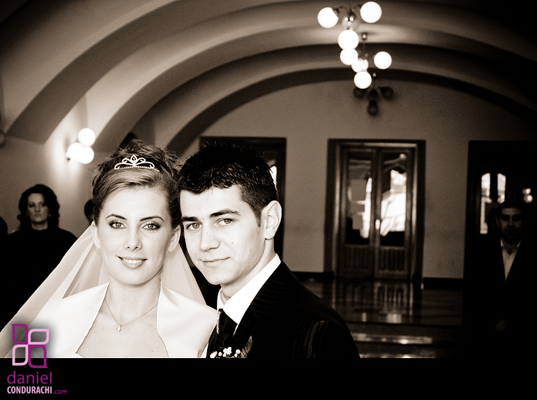 Photo Image of Bogdan and Catalina civil marriage in Iasi Romania by Daniel Mihai Condurachi blog byCodDot 