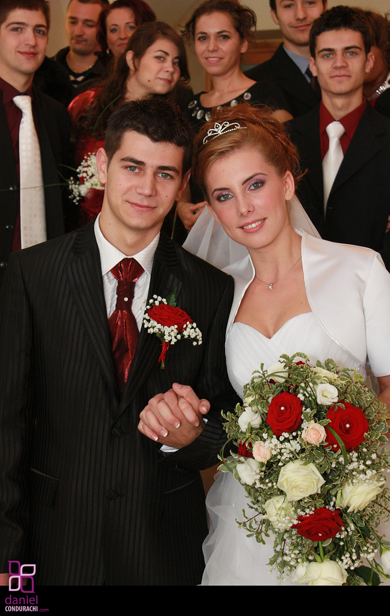 Photo Image of Bogdan and Catalina civil marriage in Iasi Romania by Daniel Mihai Condurachi blog byCodDot 