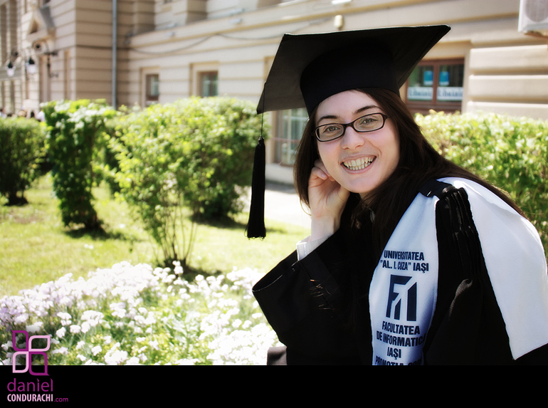 Photo Image of Denisa\'s Graduation Festivity from Computer Science Faculty of A. I. Cuza University of Iasi Romania Daniel Condurachi fotograf Iasi blog byCodDot