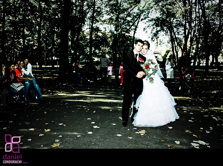 Bogdan and Catalina Paduraru Wedding Photo Shooting in Copou Park of Iasi